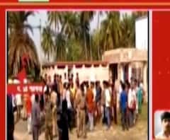 নাবালিকা ছাত্রীকে শ্লীলতাহানির অভিযোগ, অভিযুক্ত শিক্ষককে স্কুলেই আটকে রাখলেন অভিভাবকেরা