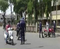 Curfew In Maharashtra | संचारबंदीतही नागरिक रस्त्यावर; बाहेर फिरणाऱ्यांना पोलिसांचा प्रसाद