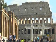 Corona की वजह से अपने ही देश में 'कैद' हुए इटली के नागरिक 