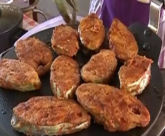 Man Cooking | महिला डॉक्टरांना आराम देऊन पुरुष डॉक्टरांचा स्वयंपाक | ABP Majha 