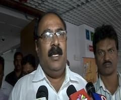 Maratha Protesters | अजित पवार, मराठा आंदोलक यांच्यातील बैठक संपली; काय झालं बैठकीत? 