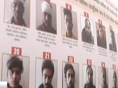 Ground Report: लखनऊ के चौराहों पर लगी CAA हिंसा के उपद्रवियों के होर्डिंग, वसूला जाएगा हर्जाना 