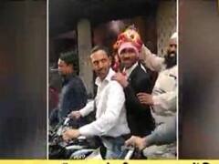 Lockdown: बाइक से जाकर दूल्हे ने किया निकाह