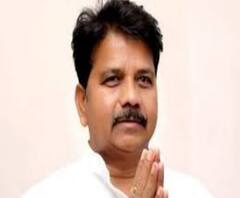 পদত্যাগী বিধায়করা কমলনাথের সঙ্গে যোগাযোগ করছেন, দ্রুত স্বাভাবিক হবে পরিস্থিতি, দাবি মধ্যপ্রদেশের স্বরাষ্ট্রমন্ত্রী বালা বচ্চনের