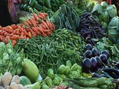 Ground Report: Corona की वजह से सब्जियां हुईं मंहंगी