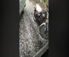 Nonseasonal Rain | मनमाडमध्ये काही भागत गारपीट, कांदा, हरभरा आणि ज्वारीचं नुकसान