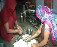 Coronavirus | Special Report | नागपूरच्या गुरुद्वारामध्ये लंगरमध्ये गोरगरिबांना जेवण