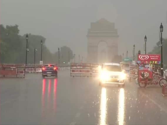 દિલ્લીમાં કરા સાથે ધોધમાર વરસાદ, જુઓ વીડિયો
