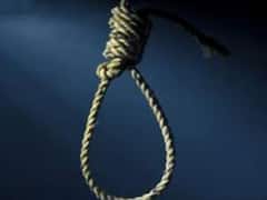 હિંમતનગરમાં ટ્રાન્સપોર્ટરે આર્થિક સંકડામણને કારણે કરી આત્મહત્યા, જુઓ વીડિયો