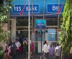 Yes Bank Crisis | येस बँकेवरच्या निर्बंधामुळं राज्यातील 109 बँका अडचणीत | ABP Majha