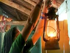 Dindori people pay electricity bills without the power supply | Ghanti Bajao