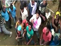 Coronavirus: Shopkeeper distributes free chicken in Bihar's Jehanabad