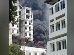 Mumbai: Massive fire breaks out in girls' hostel