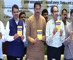 Devendra Fadnavis Book Launch | केवळ मला समजावं म्हणून फडणवीसांनी हे पुस्तक लिहिलं : मुख्यमंत्री