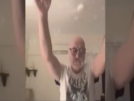 Anupam Kher sings 'Jeena Isi Ka Naam Hai', shares video 