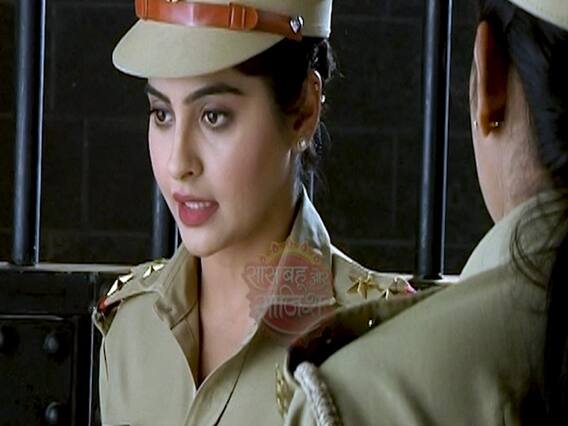 Saas Bahu Aur Saazish Full: Madam Sir fights with mother-in-law over burnt dal