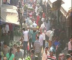 Thane Vegetable Market | जनता कर्फ्युच्या पार्श्वभूमीवर ठाण्याच्या भाजी मंडईत नागरिकांची गर्दी