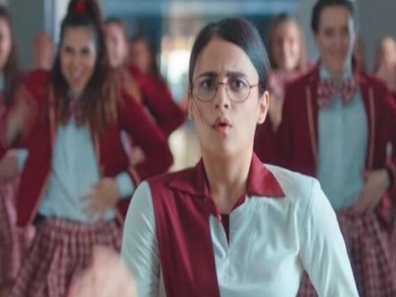 'Angrezi Medium' के सितारे Radhika Madan और Deepak Dobriyal से खास बातचीत