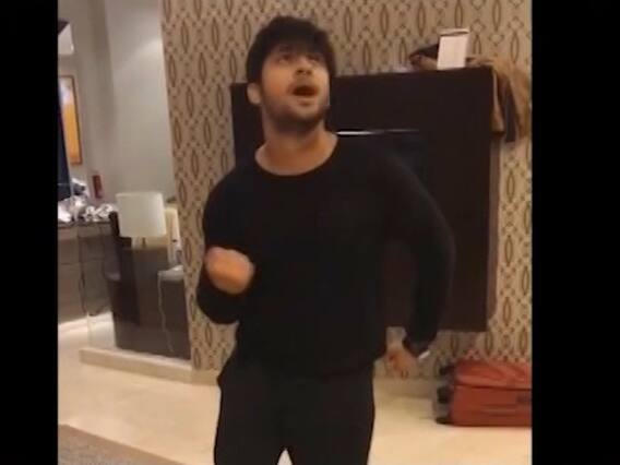 Namish Taneja dances on a SRK song to pass his self-isolation time