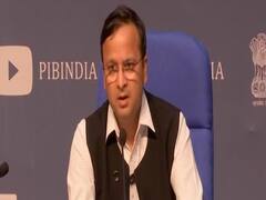 'बाहर से आने वालों को आइसोलेट करना हमारी प्राथमिकता' - कोरोना पर स्वास्थ्य मंत्रालय का बयान