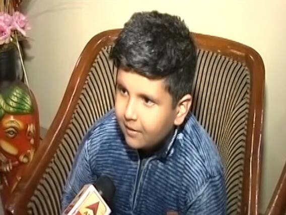 Coronavirus: Kids forced to play indoor games amid virus scare