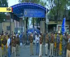 অবশেষে নির্ভয়ার ৪ ধর্ষকের ফাঁসি, খবর শিরোনাম