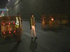 Vehicles carrying essential commodities allowed to cross Ghazipur border