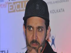 Hrithik Roshan appeals to stay indoors