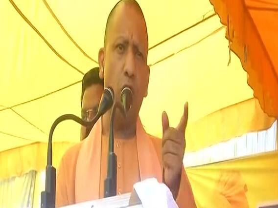 PM Modi को काले झंडे दिखाए जाने पर CM Yogi का ऐतराज, Akhilesh Yadav को फोन कर जताई नाराजगी