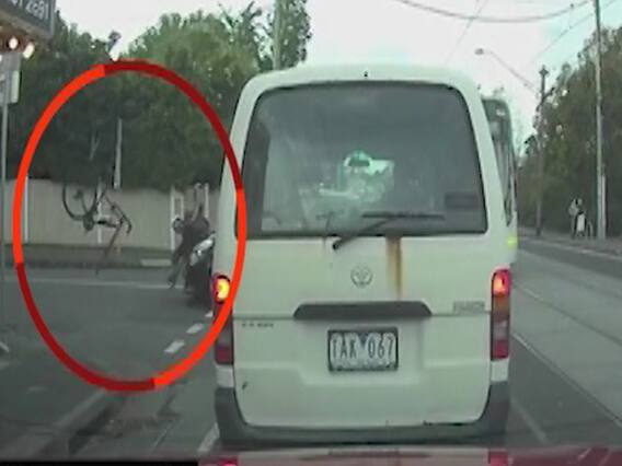 देखिए आज की वायरल खबरें