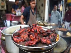 Ground Report: Corona पर फैली अफवाहों से मीट कारोबारियों को हो रहा नुकसान