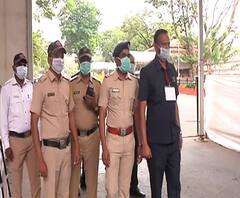 Coronavirus | विधानभवन परिसरातील पोलिसांना मास्कच वाटप