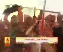 Lathmar Holi : मथुरा में खेली जाती है लठमार होली