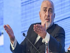 Delhi violence: India summons Iran's envoy over Zarif's tweet