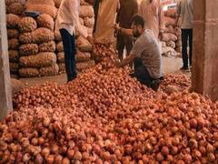 કોરોના વાયરસની દહેશત વચ્ચે ભાવનગરમાં ડુંગળીના ભાવમાં કડાકો, જુઓ વીડિયો