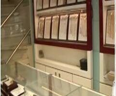 Corona Effect on Gold Market | कोरोनाचा सराफा बाजाराला फटका, विक्रीत 60 टक्क्यांनी घट