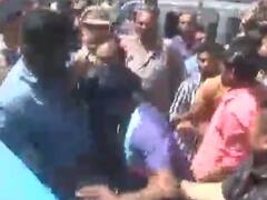 રાજકોટમાં રસના ચીચોડા મુદ્દે કોંગ્રેસનો આશ્ચર્યજનક કાર્યક્રમ, કાર્યકરોની પોલીસે કરી અટકાયત, જુઓ વીડિયો