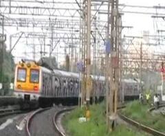 ভিন্ রাজ্য থেকে আসা যাত্রীরা আটকে শিয়ালদা, হাওড়া স্টেশনে