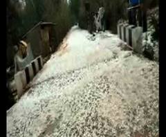 আগামী ২৪ ঘন্টায় বিক্ষিপ্ত বৃষ্টির পূর্বাভাস, ঝাড়গ্রাম ও বীরভূমে তুমুল শিলাবৃষ্টি