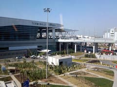 सनसनी: कोरोना की जांच के दौरान दिल्ली एयरपोर्ट पर यात्रियों ने किया हंगामा