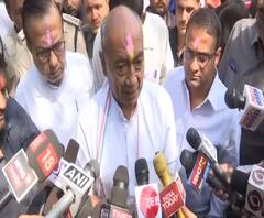 Digvijay Singh on MP Political Crisis | जनादेशाला पलटण्याचं षडयंत्र : दिग्विजय सिंह 