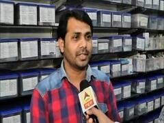 Coronavirus के कारण Noida में मास्क और हैंड सैनिटाइजर की काफी मांग