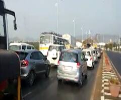 Coronavirs | वाशी पुलावर मुंबईहून पुण्याकडे जाणारी वाहतूक रोखली; प्रत्येक वाहनाची पोलिसांकडून चोकशी