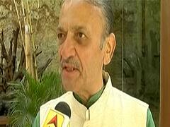 After MP, crisis for Congress in Gujarat, 4 MLAs resign