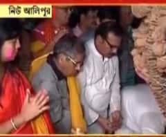 মন্ত্রী অরূপ বিশ্বাসের উপস্থিতিতে সুরুচি সংঘে হোলিকা দহন 