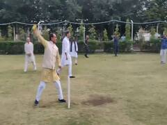 Shivraj Singh Chouhan plays cricket amid MP political crisis