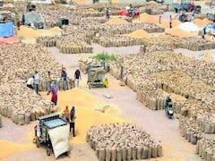 ગાંધીનગરઃ ખાનગી ગોડાઉનમાંથી સરકારી અનાજનો જથ્થો મળી આવ્યો, જુઓ વીડિયો