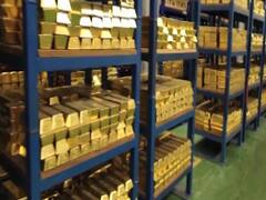 COVID-19: Gold and silver prices fall in Lucknow