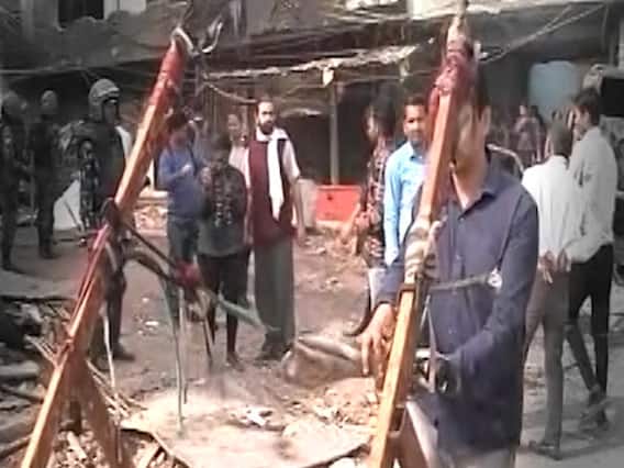 दिल्ली में गुलेल से खेला गया मौत का खेल ! देखिए ये रिपोर्ट