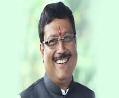 কসবায় হেনস্থার শিকার, ‘ক্ষমতা আছে বুঝে নেব’, হুমকি সব্যসাচী দত্তের 